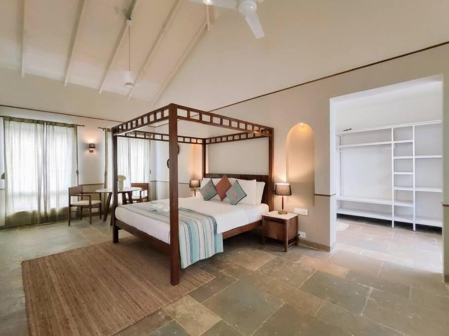 Barcelona At Story Siolim- 3bhk Private Pool