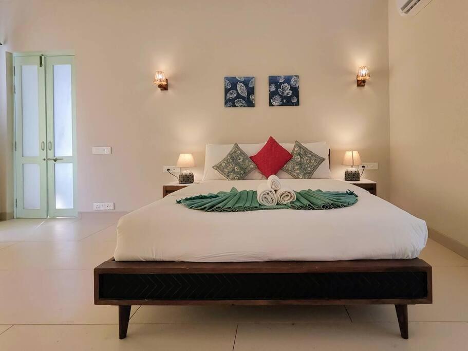 Barcelona At Story Siolim- 3bhk Private Pool *