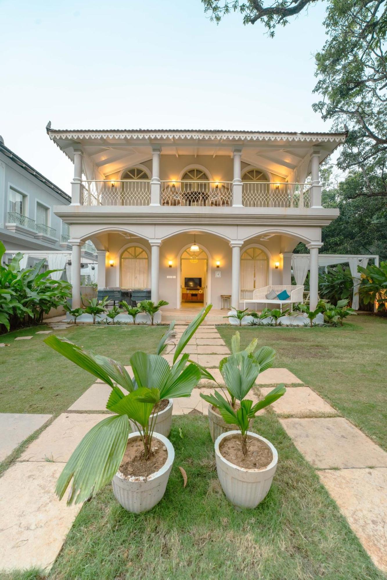 Barcelona At Story Siolim- 3bhk Private Pool Villa Siolim